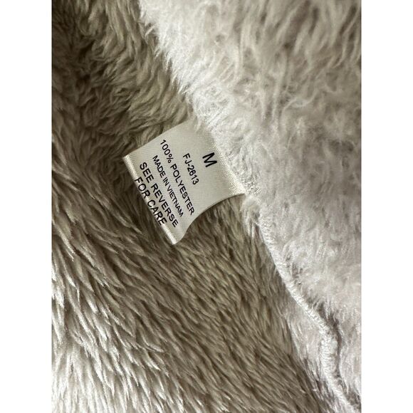 Zenana Women's Sleeveless Faux Fur Open Hooded Vest with Pockets Light Gray M - Picture 4 of 4